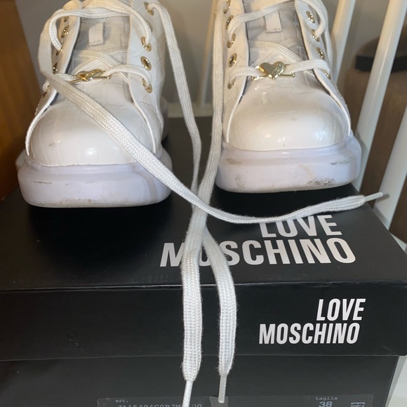 Love Moschino womens embossed leather heart patch chunky trainer size 38 - Picture 5 of 16